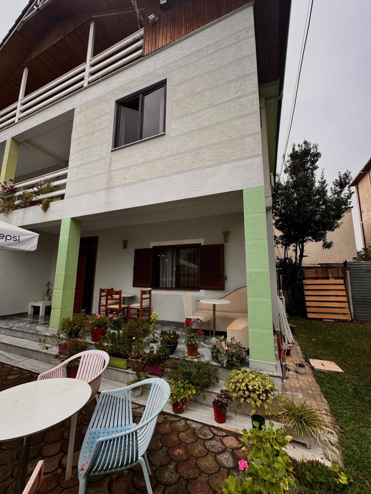 Grande House *